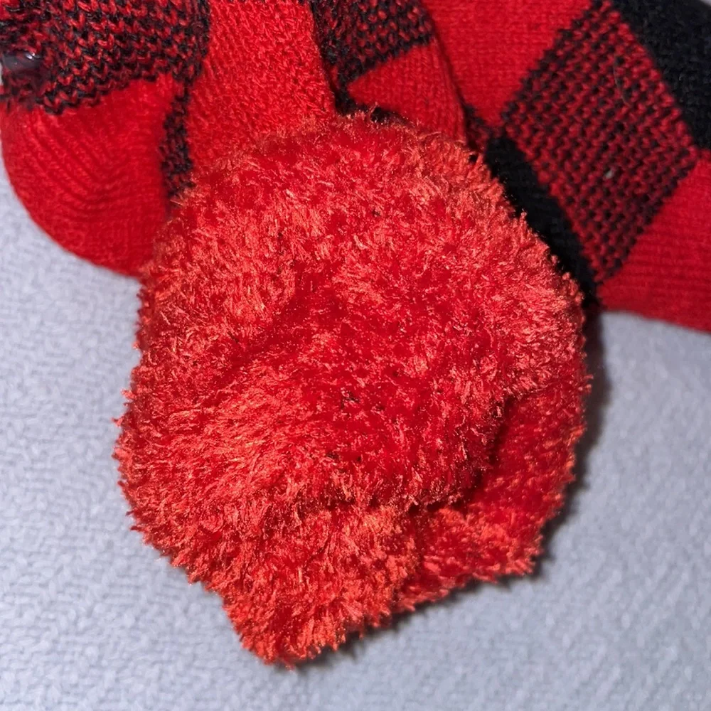 NWT Youth Cozy Cabin Socks